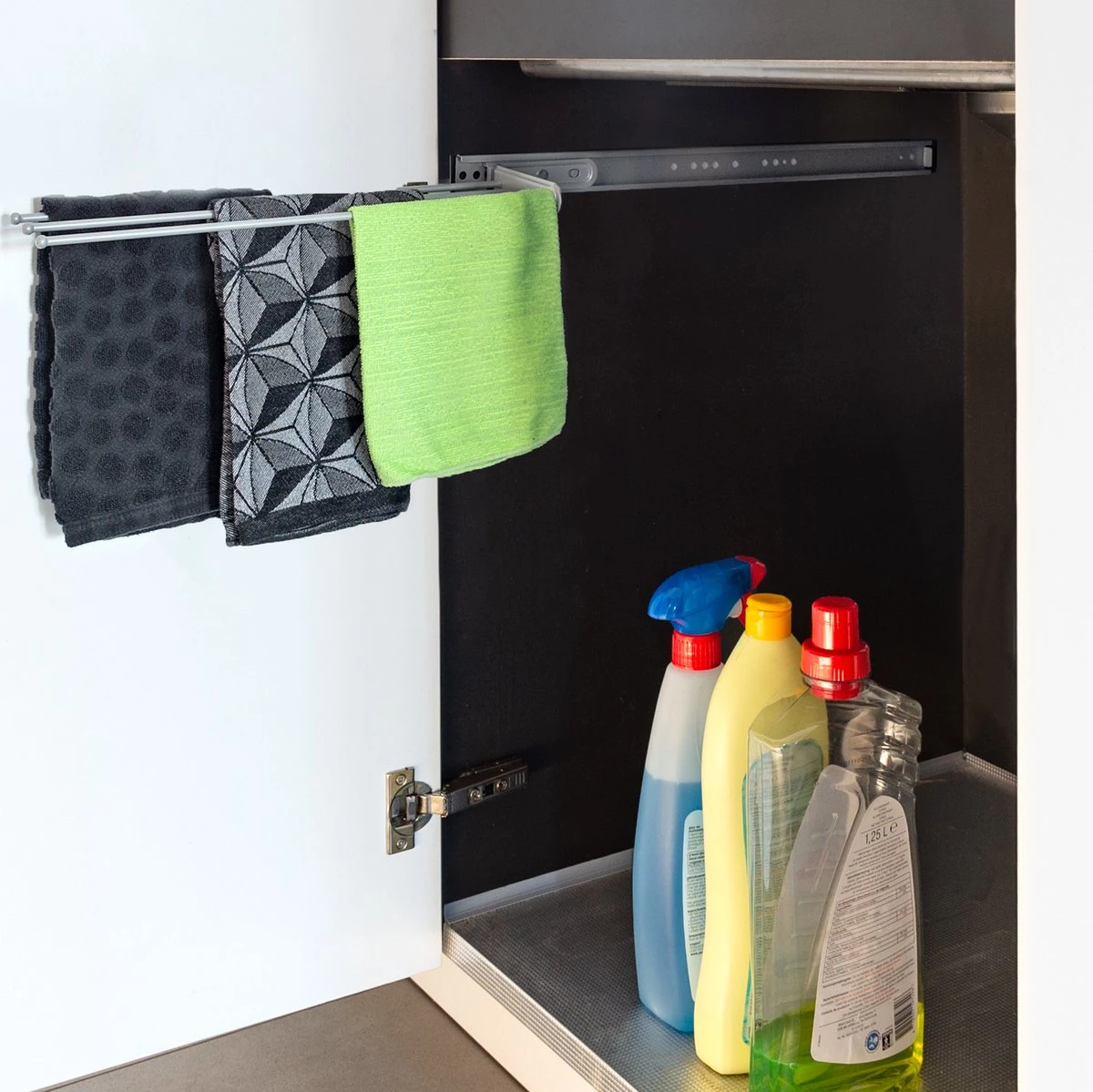 Eleganca Handdoekrek – Handdoekhouder – Handoekstang – Ideaal Voor In Keukenkastjes – Uittrekbaar – 39cm Tot 50cm – 3 Armen – Handdoekrek Badkamer – Inclusief Bevestigingsmateriaal – Handdoekhouder Keuken – Zilver