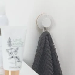 Tiger Urban - Handdoekhaak Groot (1x) - ø 5 Cm - Inclusief 2 Decorringen - Wit -Badkamerartikelen Winkel 1200x1200 1001