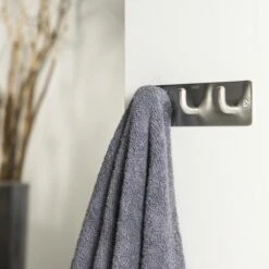 Tiger - Handdoekhaak Rack Pinky - RVS Geborsteld -Badkamerartikelen Winkel 1200x1200 1014