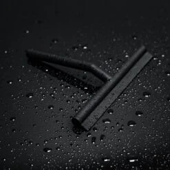 Douchewisser Zwart Met Ophangsysteem- Badkamer Accessoires- Raamwisser- Trekker Douche- Silicone- 21cm X 16cm -Badkamerartikelen Winkel 1200x1200 1177