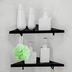 Dubbele Doucherek Zwart Zonder Boren – Sterke Lijmbasis - Badkamer Rek – Hoek – Doucherekjes – Incl. Schroeven – Incl. 2 Haken -Badkamerartikelen Winkel 1200x1200 1878