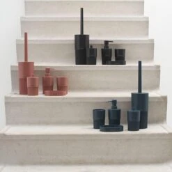 Sealskin Brave Tandenborstelbeker Vrijstaand - Zwart -Badkamerartikelen Winkel 1200x1200 2061