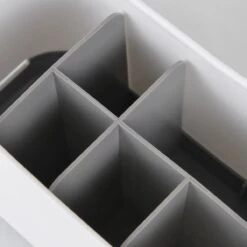 Merkloos Tandenborstelhouder Vrijstaand - Badkamer Organizer Met Lekbak - Badkamer Accessoires - 6 Sorteervakken - Tandenborstel - Wit Met Zwart 14 Merkloos Tandenborstelhouder Vrijstaand - Badkamer Organizer Met Lekbak - Badkamer Accessoires - 6 Sorteervakken - Tandenborstel - Wit Met Zwart -Badkamerartikelen Winkel 1200x1200 2093