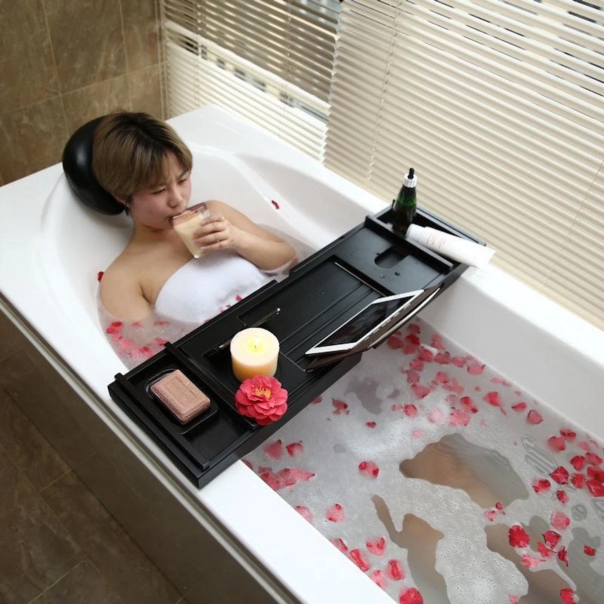 Merkloos Decopatent® Badplank - Uitschuifbaar 75 -> 110 Cm - Verstelbaar Bamboe Badrekje Voor In Bad - Boekenhouder - Tablethouder - Zwart 2 Merkloos Decopatent® Badplank - Uitschuifbaar 75 -> 110 Cm - Verstelbaar Bamboe Badrekje Voor In Bad - Boekenhouder - Tablethouder - Zwart