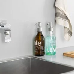 Navaris Roestvrijstalen Zeepdispenserkop Set X2 - Opschroefbare Pompkop Voor Flessen - 22-24 Mm Mondstuk Voor Vloeistof, Lotion - Zilverkleurig 13 Navaris Roestvrijstalen Zeepdispenserkop Set X2 - Opschroefbare Pompkop Voor Flessen - 22-24 Mm Mondstuk Voor Vloeistof, Lotion - Zilverkleurig -Badkamerartikelen Winkel 1200x1200 2277