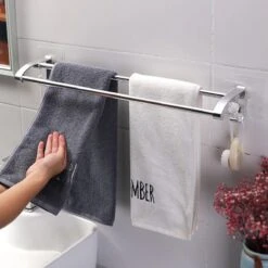 Merkloos Decopatent® Dubbele Handdoekrek - Handdoekhouder 2 Haken - Badkamer - Keuken - Zonder Boren - Handdoekenstang - Handdoekenrek 16 Merkloos Decopatent® Dubbele Handdoekrek - Handdoekhouder 2 Haken - Badkamer - Keuken - Zonder Boren - Handdoekenstang - Handdoekenrek -Badkamerartikelen Winkel 1200x1200 700