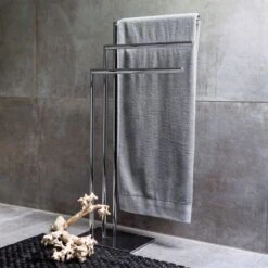 Sealskin Tube - Handdoekrek 3-armig Vrijstaand - Chroom -Badkamerartikelen Winkel 1200x1200 715