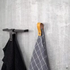 SETPRIJS - 2x Leren Magneet-lus - ZWART - Handles And More® (handdoekhaak - Handdoekhaakje - Handdoeklus - Handdoekhanger - Magnetische Handdoekhouder) 26 SETPRIJS - 2x Leren Magneet-lus - ZWART - Handles And More® (handdoekhaak - Handdoekhaakje - Handdoeklus - Handdoekhanger - Magnetische Handdoekhouder) -Badkamerartikelen Winkel 1200x1200 718