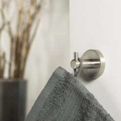 Tiger Boston - Handdoekhaak Groot - RVS Geborsteld -Badkamerartikelen Winkel 1200x1200 745