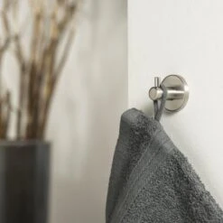 Tiger Boston - Handdoekhaak Klein - RVS Geborsteld 16 Tiger Boston - Handdoekhaak Klein - RVS Geborsteld -Badkamerartikelen Winkel 1200x1200 793