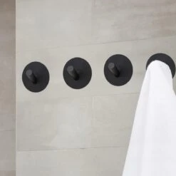 Handdoekhaakjes Zelfklevend - Zwart - Haakjes Handdoek 2st - Badkamer & Keuken -Badkamerartikelen Winkel 1200x1200 891