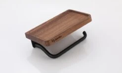 Lopoleis WC Rolhouder – WC-rolhouder – Luxe Toiletrolhouder Walnoothout – Zwart – Zelfklevend – WC Rolhouder Zonder Boren – Toiletrolhouder Met Plankje – WC Rolhouder Zwart – Badkamer Accessoires -Badkamerartikelen Winkel 1200x722