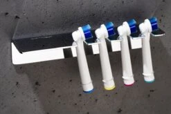 Sagittarius One 40S1 Tandenborstelhouder Chroom | Opzetborstelhouder Zonder Boren | Verchroomd Roestvrij Staal Tandenborstelhouder Hangend | Passend Voor Alle Grote Merken -Badkamerartikelen Winkel 1200x800 50