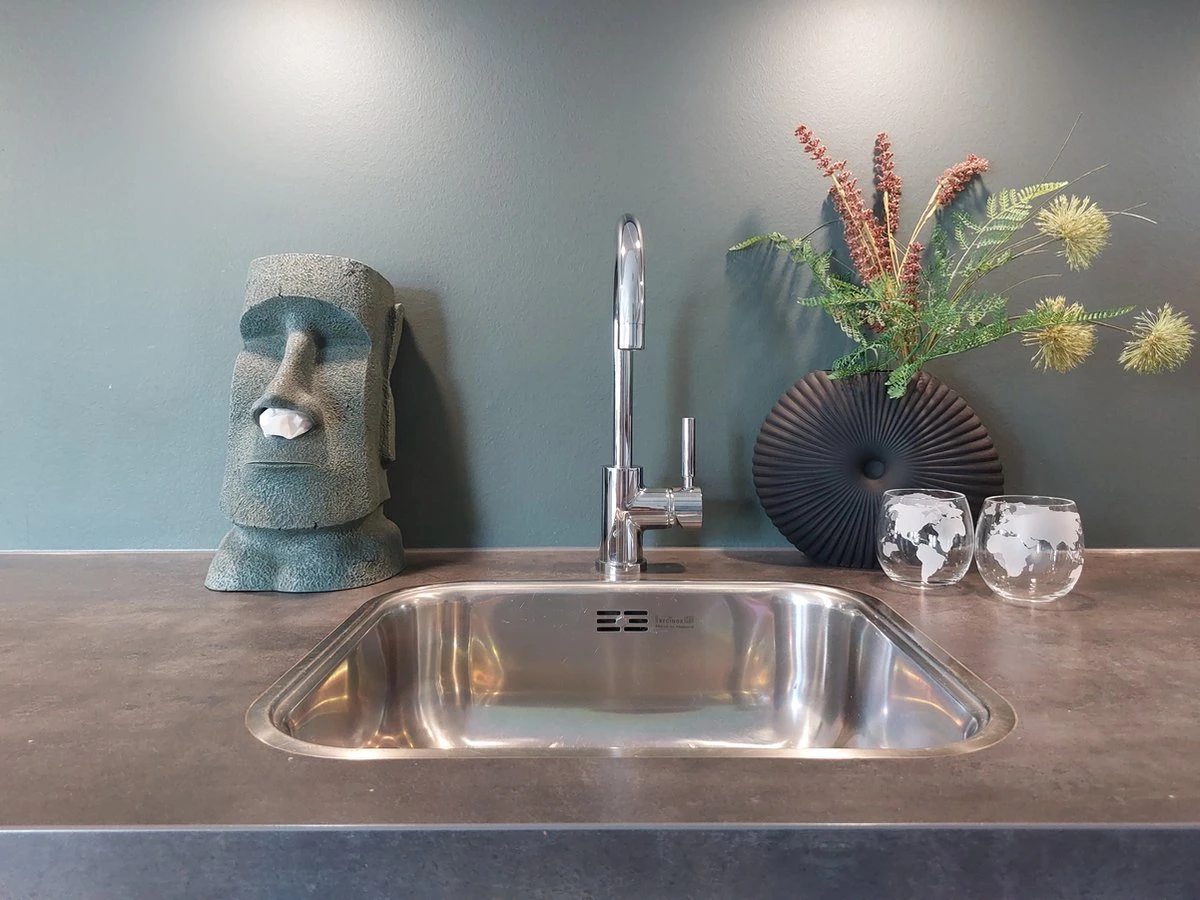 Rotary Hero® Moai - Tissue Box Houder Voor Zakdoeken Tissue Dispenser Cosmeticadoekjesbox - Voor Keuken Badkamer Slaapkamer - Rechthoekig - 18x19x31.5 Cm 13 Rotary Hero® Moai - Tissue Box Houder Voor Zakdoeken Tissue Dispenser Cosmeticadoekjesbox - Voor Keuken Badkamer Slaapkamer - Rechthoekig - 18x19x31.5 Cm - Afbeelding 11