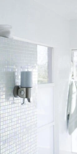 Simplehuman Zeepdispenser Wand Duo - RVS - 22.6x9.4x24.5 Cm - Zilver 12 Simplehuman Zeepdispenser Wand Duo - RVS - 22.6x9.4x24.5 Cm - Zilver -Badkamerartikelen Winkel 600x1200 4