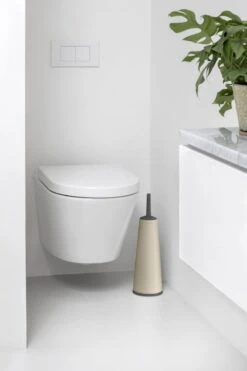 Brabantia ReNew WC Borstel - Met Houder - Soft Beige -Badkamerartikelen Winkel 799x1200 13