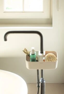 Brabantia ReNew Doucherek - Zonder Boren - Soft Beige -Badkamerartikelen Winkel 820x1200